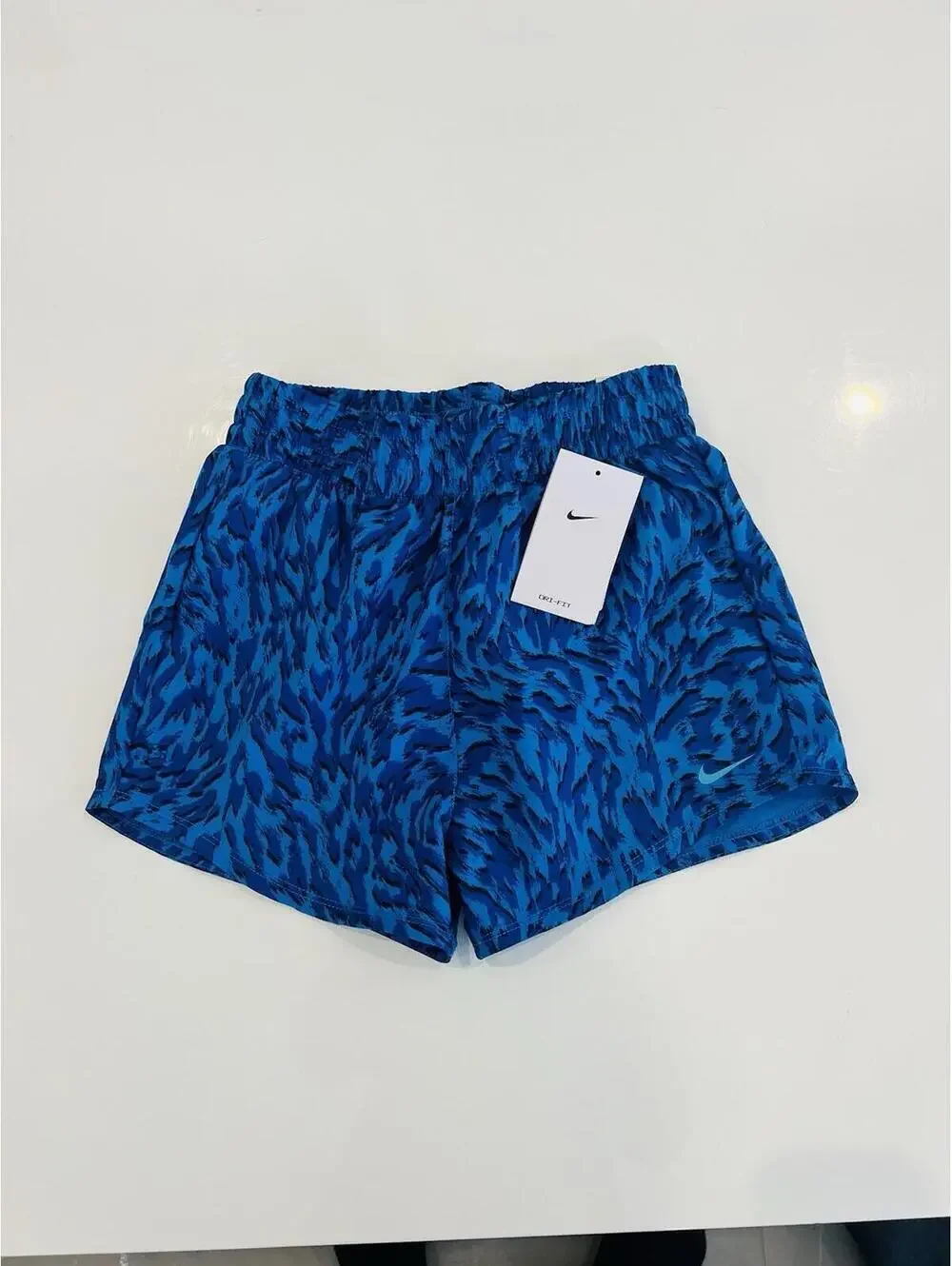 $38 Nike One Kids Standard Fit  Printed Shorts Dri-Fit  Blue Size Medium FQ4527